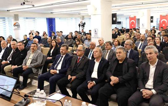 Otomotivde Dönüşüm: OSEG Konferansı 8. Kez Gerçekleşti