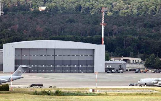Trump Almanya'daki ABD Askerlerini Azaltmayı Planlıyor