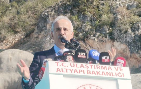 Bakan Uraloğlu: Yol medeniyettir