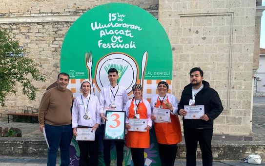 Balıkesirli Öğrencilerden Uluslararası Başarı