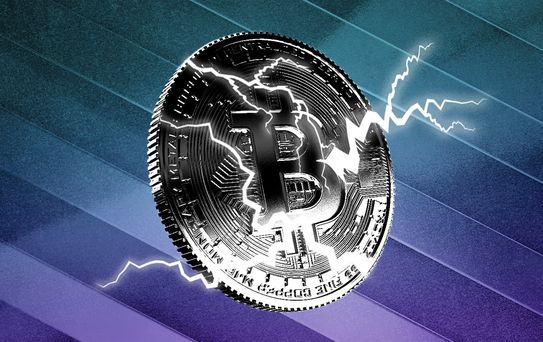 Üç günlük ETF çıkışı Bitcoin'in direnç testini erteledi