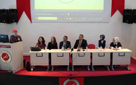 Kadınların Tarımdaki Rolü Panelde Ele Alındı