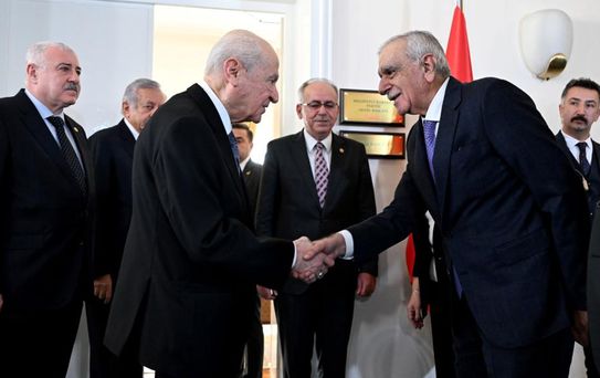 Bahçeli'nin Ahmet Türk çağrısı sonrası dikkat çeken kayyum kararı