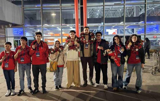 Erzurumlu Öğrenciler TÜBİTAK'ta Zirveye Çıktı