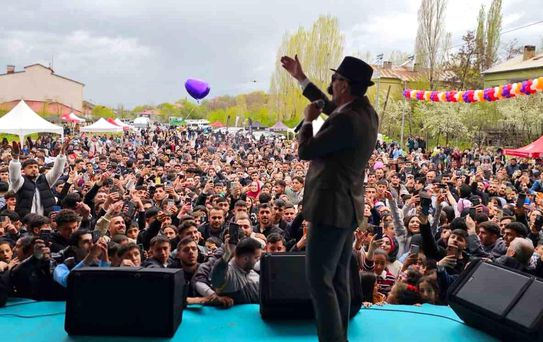Muş'ta 8. Lale Festivali coşkuyla kutlandı