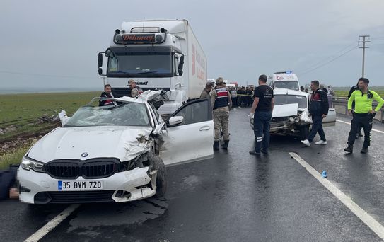 Şanlıurfa'da feci kaza: 2 ölü, 2 yaralı