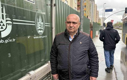 Durakta bekleyen genç mühendis kamyonun altında kalarak feci şekilde hayatını kaybetti
