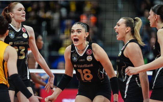 Eczacıbaşı Dynavit'i yenen VakıfBank, 7. kez CEV Şampiyonlar Ligi şampiyonu