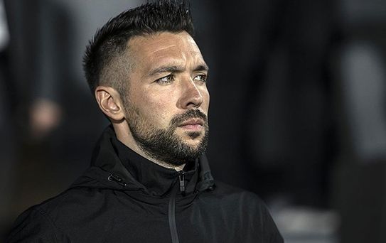 Bu adamı kim durduracak? Önüne geleni yıkıp geçti