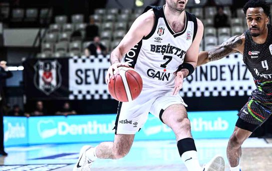 Beşiktaş, Aliağa Petkim'i Yendi