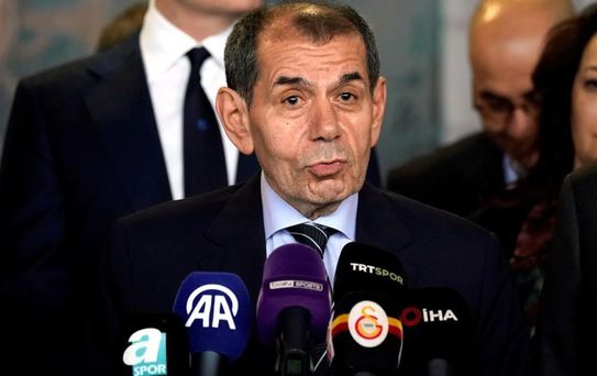 Dursun Özbek Başkanlık Seçimi İçin Listesini Teslim Etti