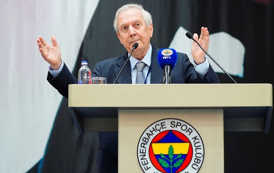 Aykut Kocaman'dan sonra bir isim daha! Aziz Yıldırım'dan dünyaca ünlü hocaya kanca