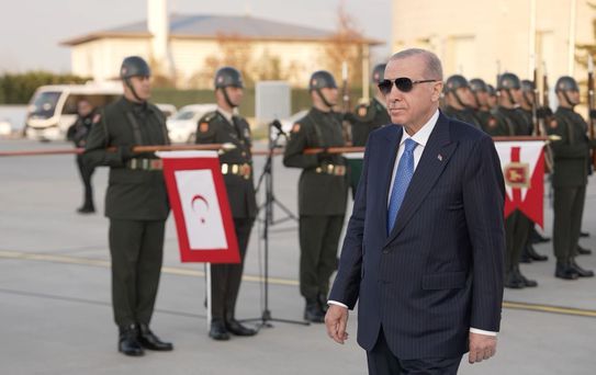 Cumhurbaşkanı Erdoğan, Cezayir Cumhurbaşkanı Tebbun’u Esenboğa’da karşıladı