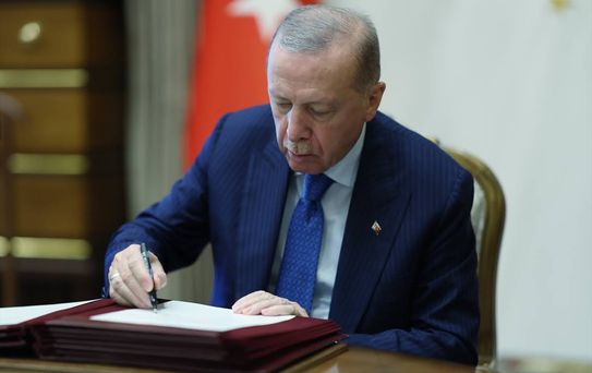 Erdoğan'ın masasındaki son anket! Fark 5 puandan da fazla
