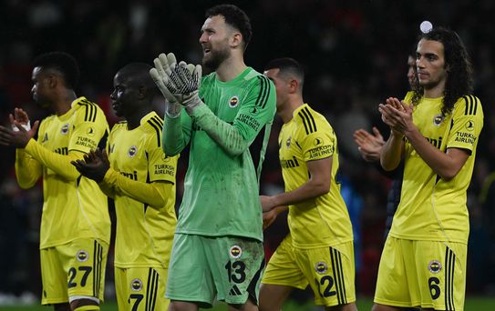 Fenerbahçe'den ayrılığa veto: Trabzonspor'a göndermiyorlar