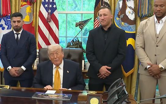 Trump, Beyaz Saray’da bu kez kafes dövüşçülerini ağırladı