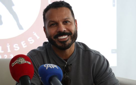 Eski Trabzonsporlu Alanzinho'nun idolü büyük bir Fenerbahçeli çıktı