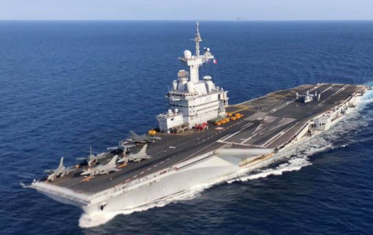 Fransa’nın amiral gemisi Charles de Gaulle Kızıldeniz’e gönderildi
