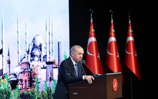 Tarihi Ulu Camii, Cumhurbaşkanı Erdoğan’ın canlı bağlantıyla katıldığı törenle ibadete açıldı