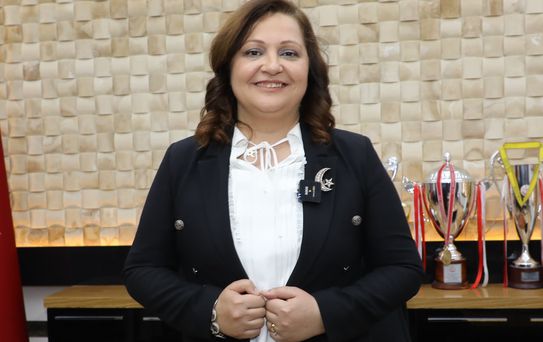 Burcu Köksal 'AK Parti'ye katılıyorum' diyerek duyurdu: Erdoğan ile yarım saat görüştük