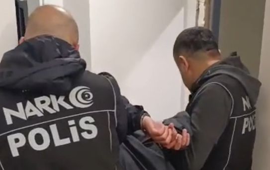 Mersin’de nefes kesen operasyon! Kırmızı bültenle aranan uyuşturucu şüphelisi yakalandı