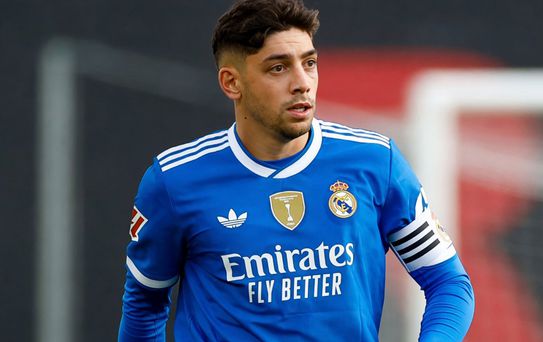 Real Madrid'de kafa travması geçiren Valverde'nin sahalardan uzak kalacağı süre belli oldu