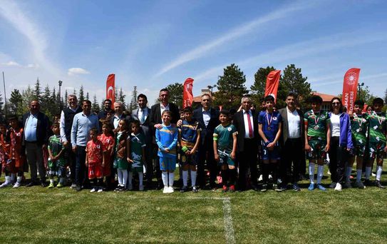 Karaman'da Futbol Turnuvası Düzenlendi