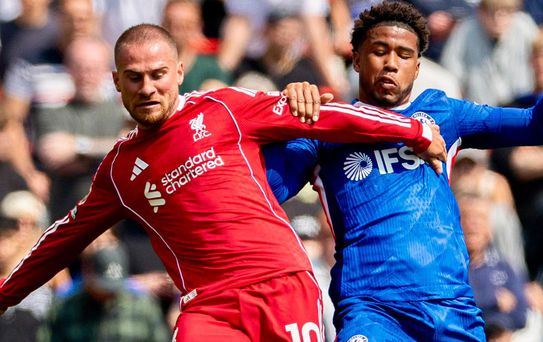 Liverpool ile Chelsea dev maçta yenişemedi