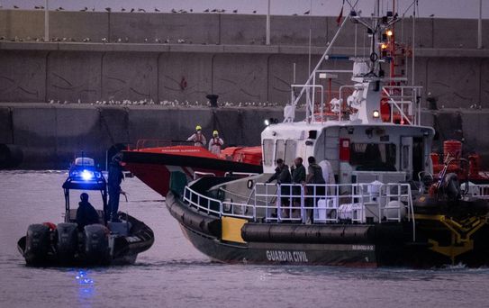 Hantavirüs vakalı gemiden tahliyeler başladı