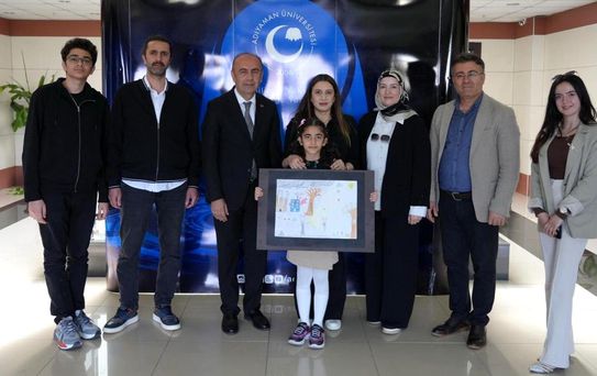 Ayşe Miray Güven, Resim Yarışmasında İl Birincisi Oldu