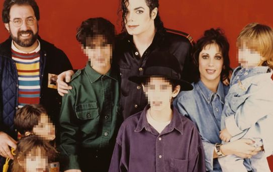 Michael Jackson'ın gizli ailesinden cinsel istismar iddiası: O bir canavardı