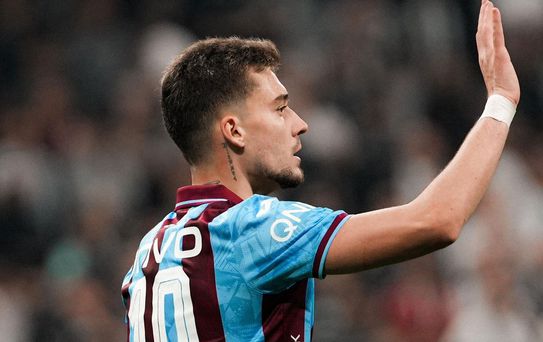 Beşiktaş'a dönecek mi? Ernest Muçi'den açıklama