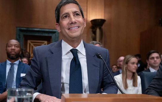 Trump'ın FED adayı Kevin Warsh Senato'dan onay aldı