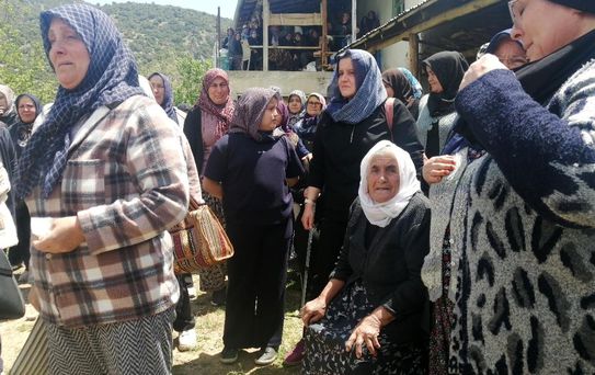 Antalya'da Trafik Kazası: Karı-Koca Hayatını Kaybetti