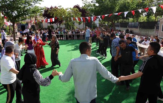 Engelsiz hayatlar sıra gecesiyle moral buldu