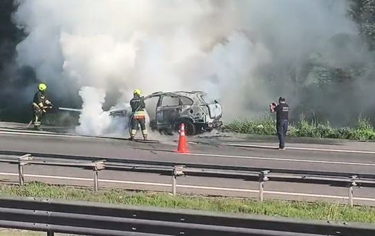 Bolu'da Otoyolda Cip Alev Aldı