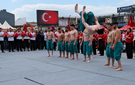 19 Mayıs coşkusu 6 ilde törenlerle kutlandı