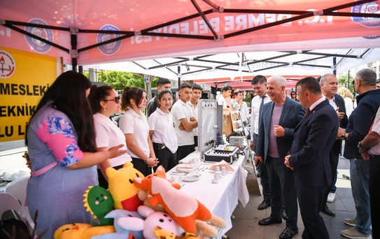 Meslek Fuarı ile El Sanatları Tanıtıldı