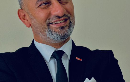 Güngör Orbak kimdir?