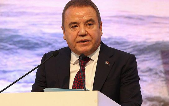 Muhittin Böcek’e kamu zararı davasında ev hapsi