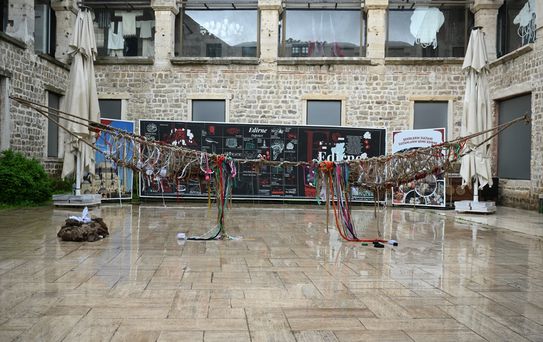 Edirne Bienali: Tarihi Han'da Dokuma Sanatı