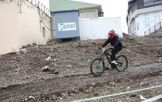 Palandöken'de Downhill Türkiye Şampiyonası