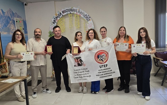 Huzurevi Sakinlerine Bayram Öncesi Bakım