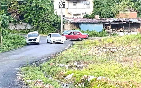 Zonguldak'ta dere sularının yükselmesi nedeniyle üç köydeki köprüler ulaşıma kapatıldı