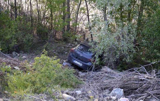 Torul'da Kontrolden Çıkan Araç Harşit Çayı'na Uçtu