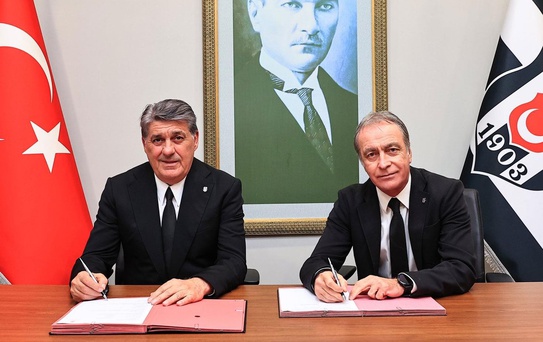 Portekiz'e uçtular! Beşiktaş yeni hocasına kavuşmaya hazırlanıyor