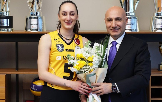 VakıfBank, efsane ismi Ayça Aykaç'a veda etti