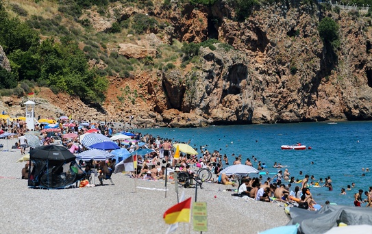 Antalya'da Bayram Yoğunluğu