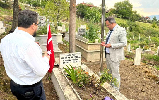 Sarıgöl Kaymakamı şehit aileleri ve gazilerle bayramlaştı