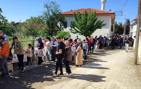 Yüreğil'de Geleneksel Çörek Derme Bayramı